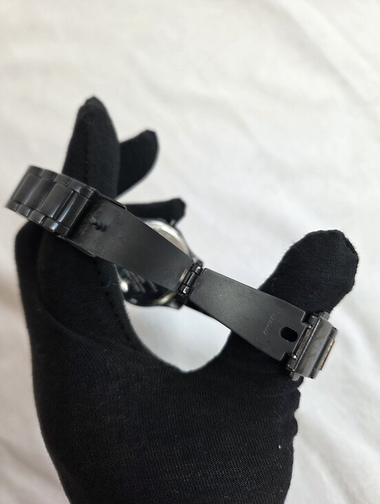 A|X Armani Exchange Women\'s Wrist Watch